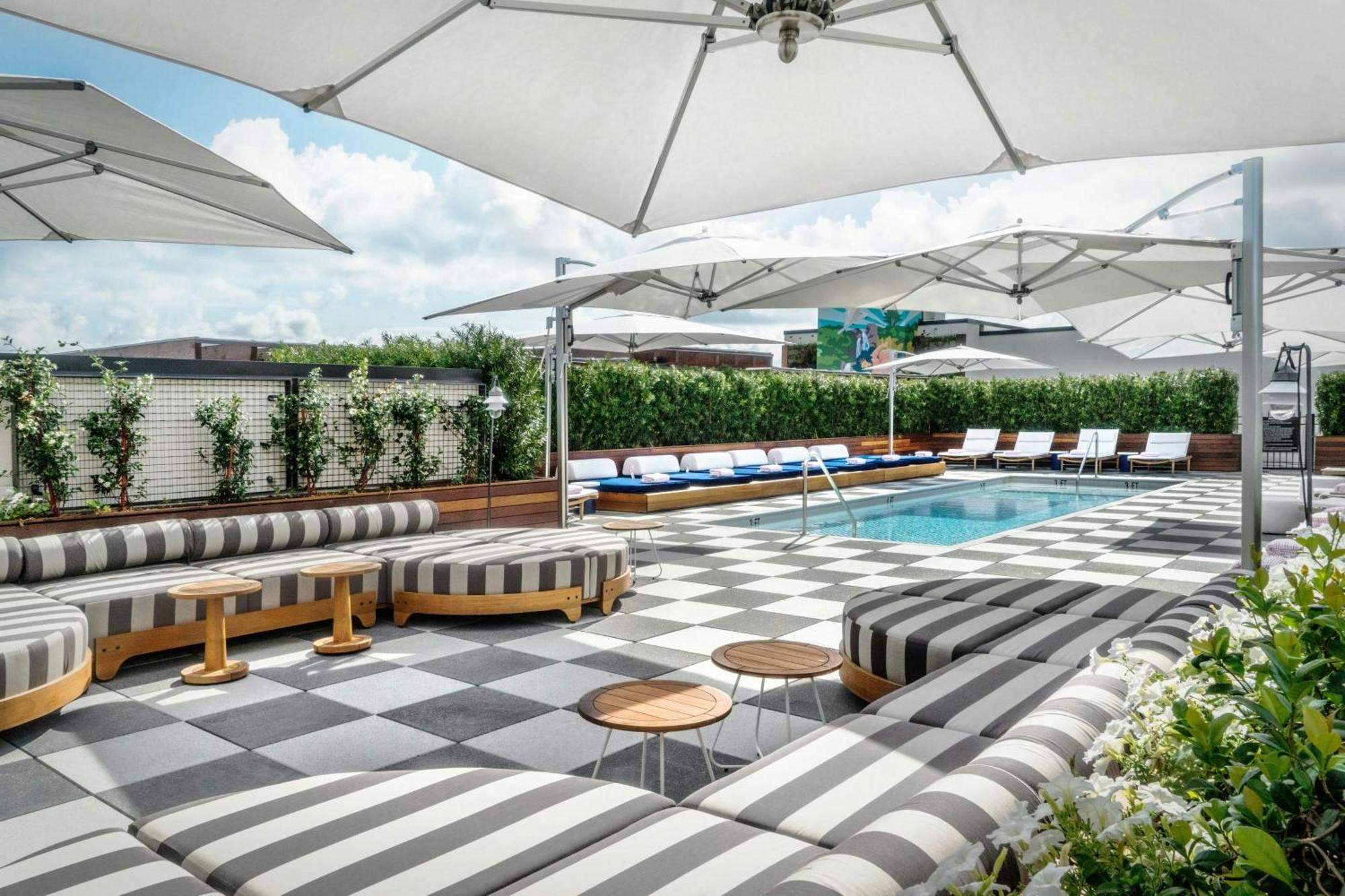 Perry Lane Hotel, A Luxury Collection Hotel, Саванна Екстер'єр фото
